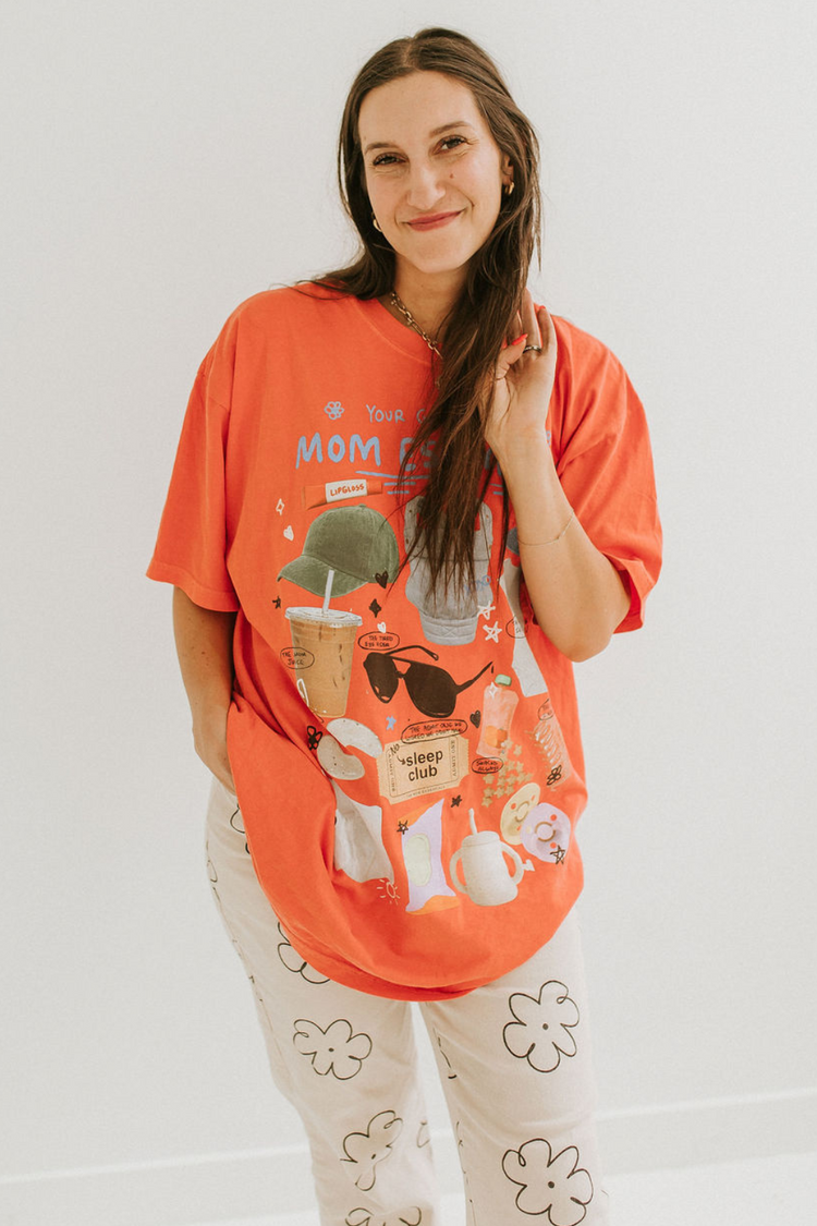 Mom Essentials Tee – A Survival Guide in Shirt Form